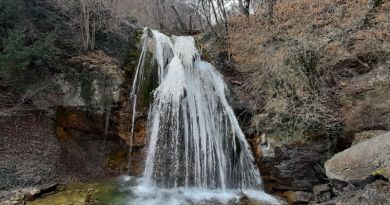 Экскурсии на Водопад Джур-Джур из Утеса 2024