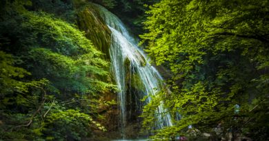 Долина привидений+водопад Джур-Джур