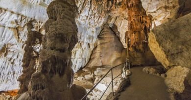 Экскурсии в `Мраморная пещера` из Утеса